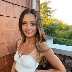 Meet your Posher, Sophia